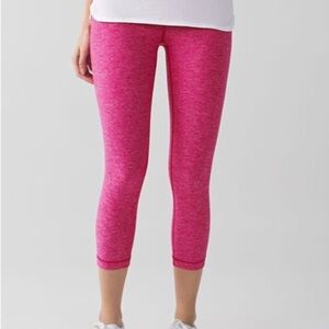 Lululemon Magenta Wunder Under Crop II